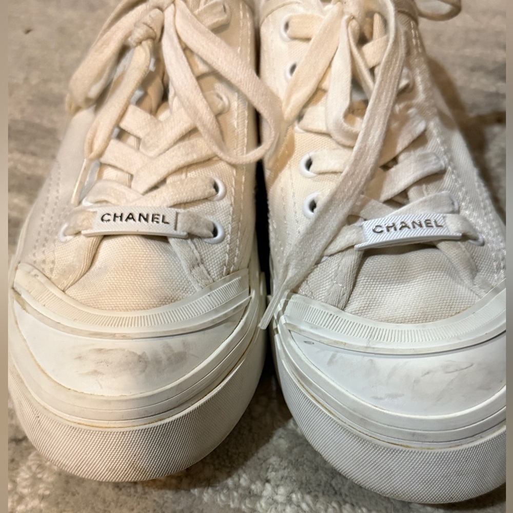 Authentic CHANEL Weekender Trainers Canvas Sneakers Size 40 Box Dust Bags - Picture 12 of 13